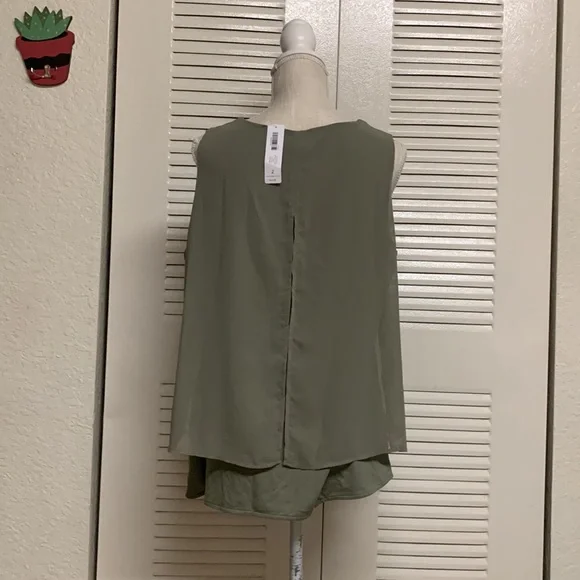 NWT CHICOS Olive Green Easy Wear Double Layer Tank Size Large - Picture 5 of 16